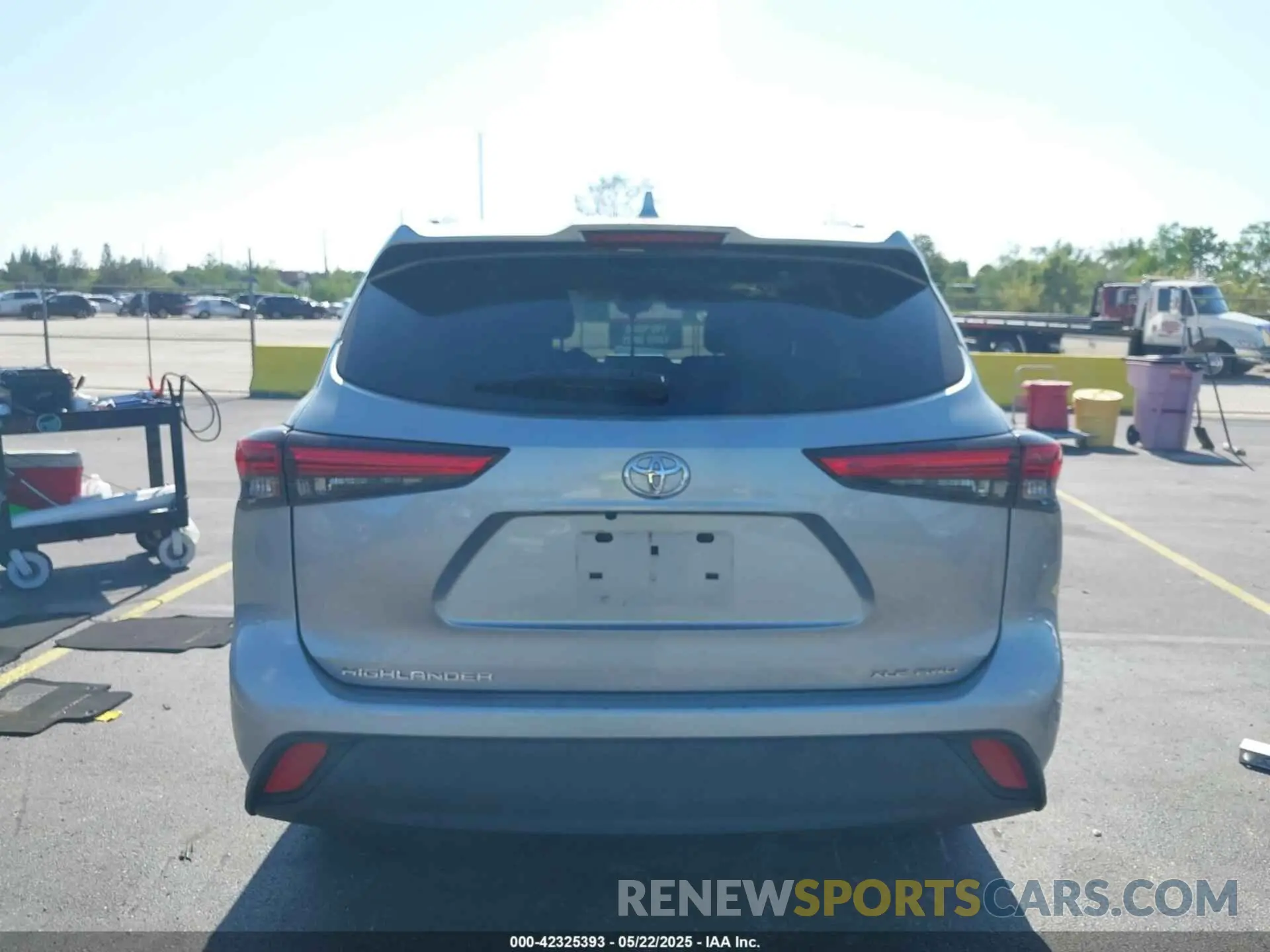 16 Photograph of a damaged car 5TDGZRBH5MS107849 TOYOTA HIGHLANDER 2021