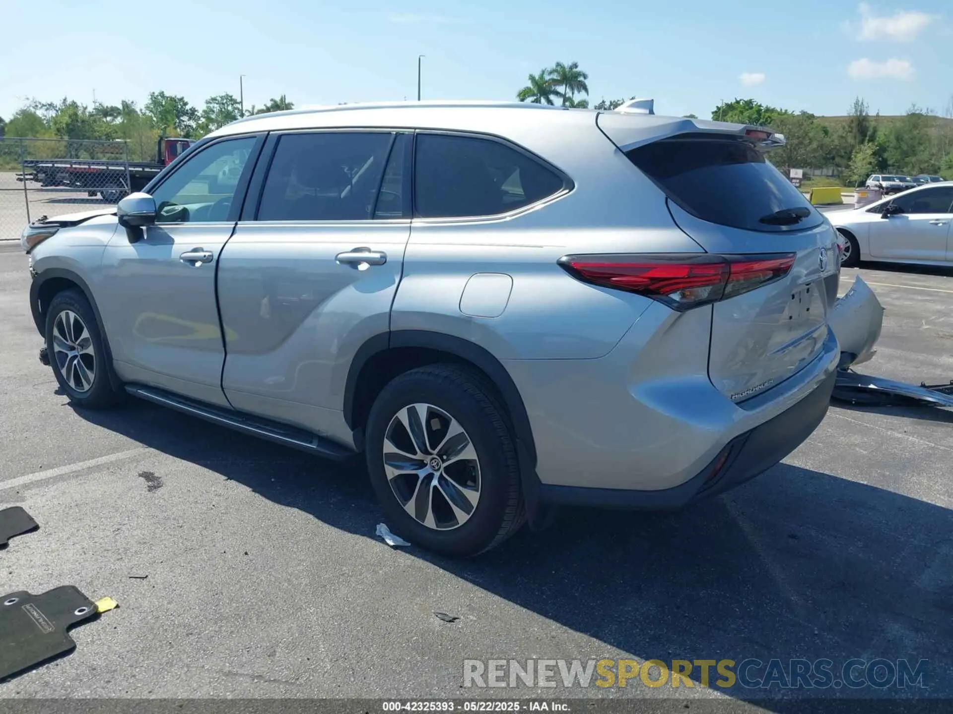 3 Photograph of a damaged car 5TDGZRBH5MS107849 TOYOTA HIGHLANDER 2021