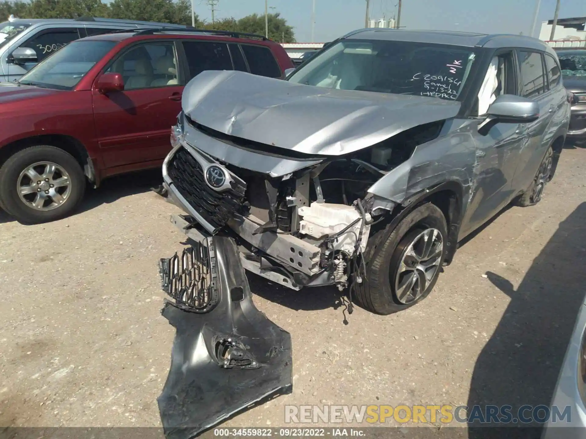 2 Photograph of a damaged car 5TDGZRBH5MS137966 TOYOTA HIGHLANDER 2021