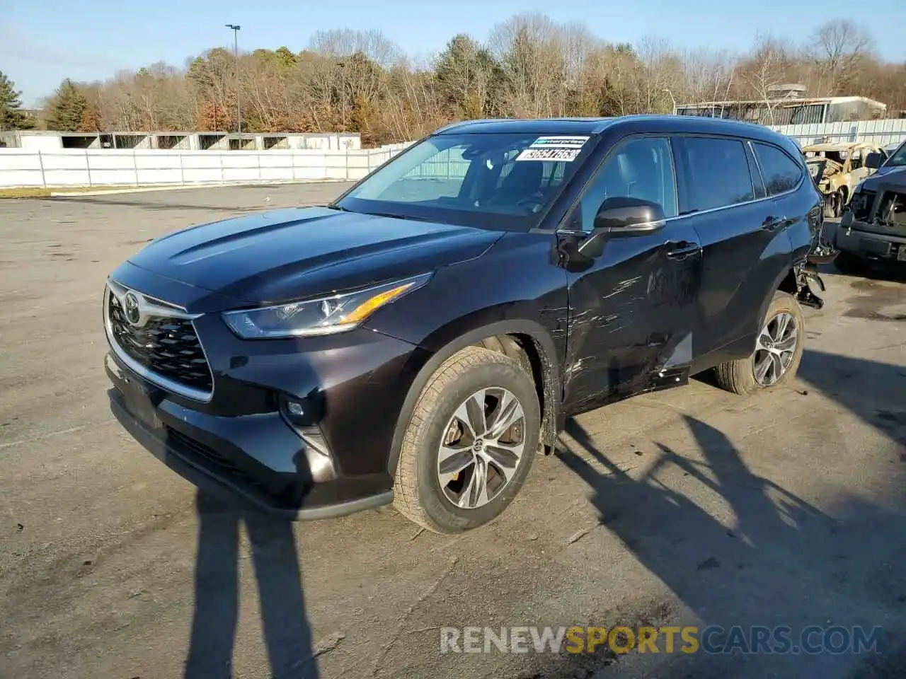 1 Photograph of a damaged car 5TDGZRBH5MS138857 TOYOTA HIGHLANDER 2021