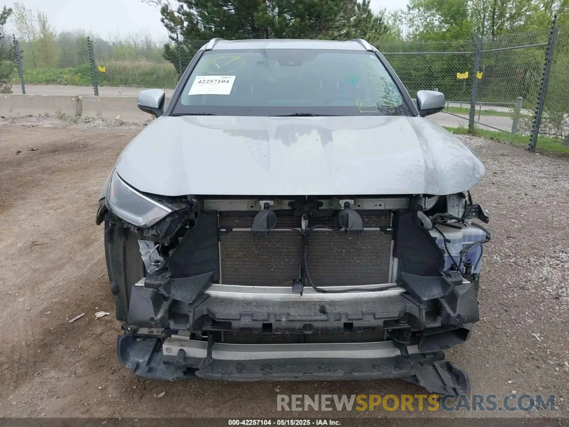21 Photograph of a damaged car 5TDGZRBH5MS538188 TOYOTA HIGHLANDER 2021