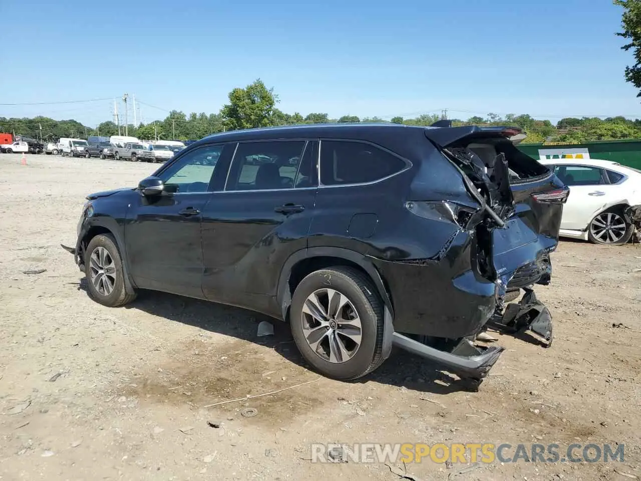 2 Photograph of a damaged car 5TDGZRBH5MS543195 TOYOTA HIGHLANDER 2021