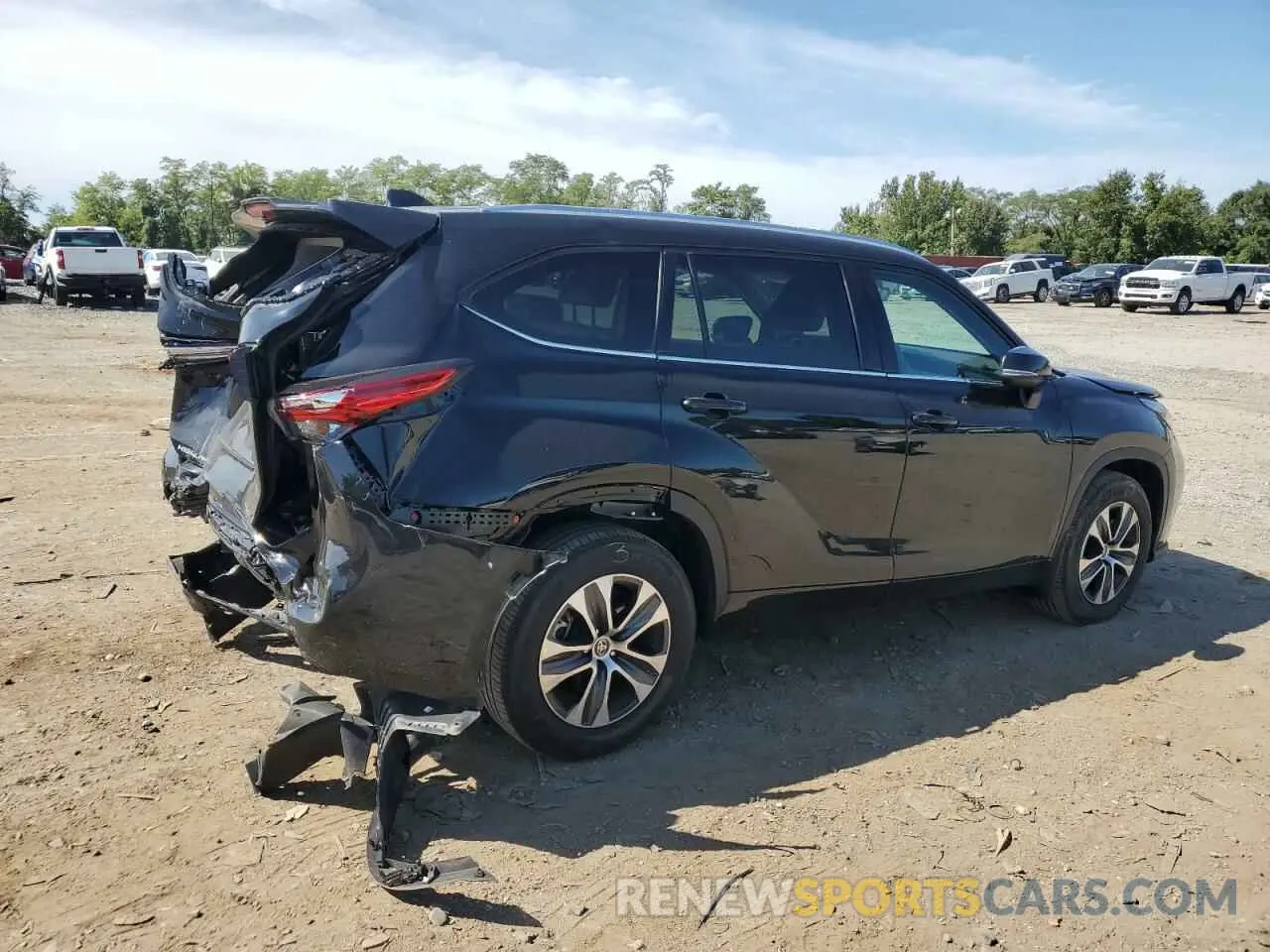 3 Photograph of a damaged car 5TDGZRBH5MS543195 TOYOTA HIGHLANDER 2021