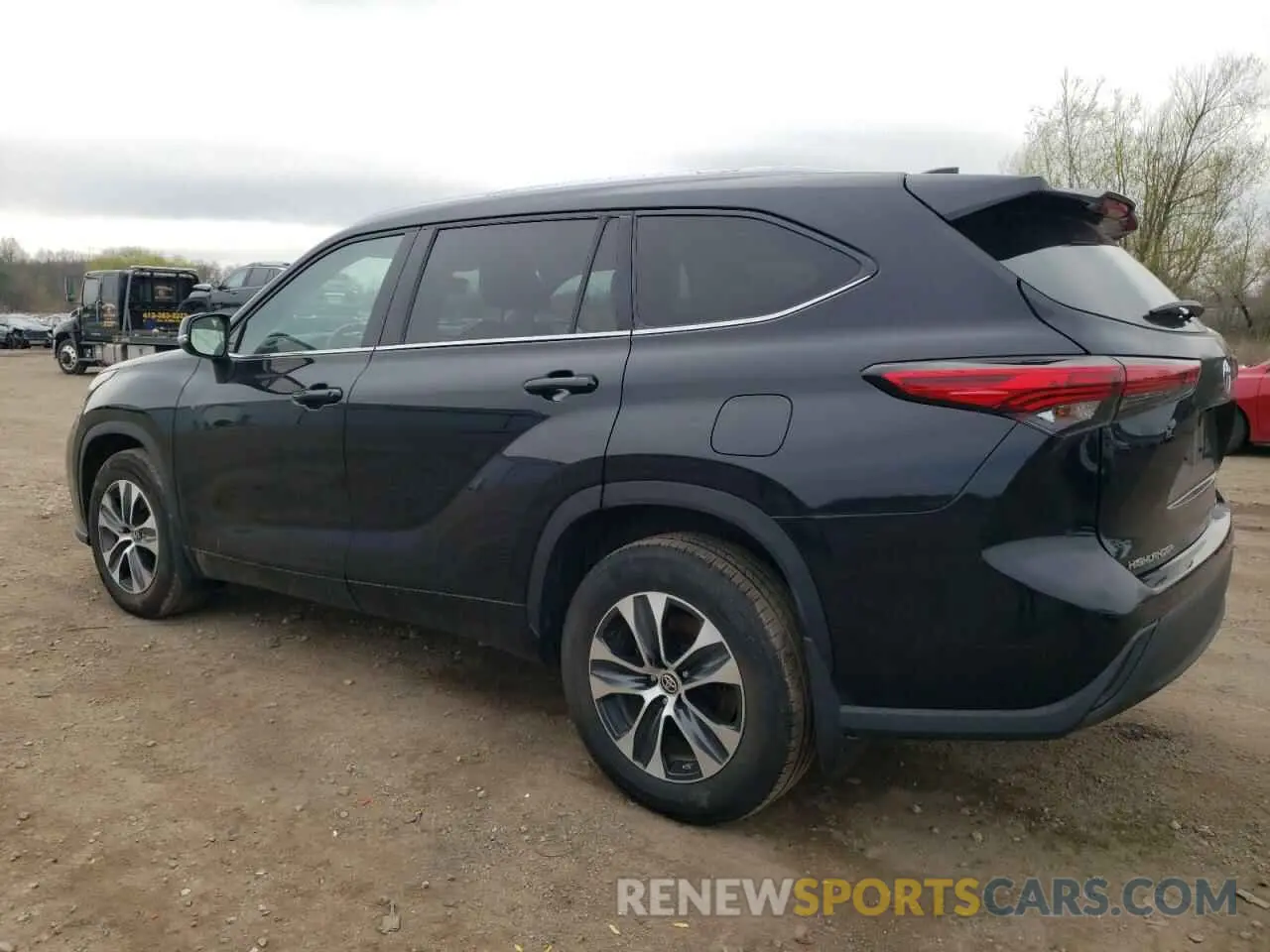 2 Photograph of a damaged car 5TDGZRBH5MS553600 TOYOTA HIGHLANDER 2021