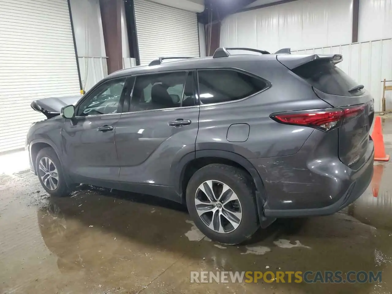 2 Photograph of a damaged car 5TDGZRBH5MS555752 TOYOTA HIGHLANDER 2021