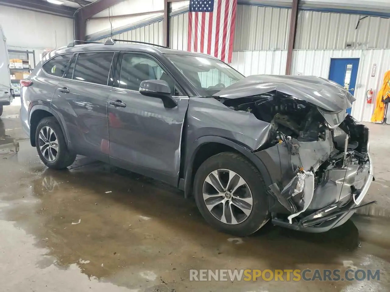 4 Photograph of a damaged car 5TDGZRBH5MS555752 TOYOTA HIGHLANDER 2021