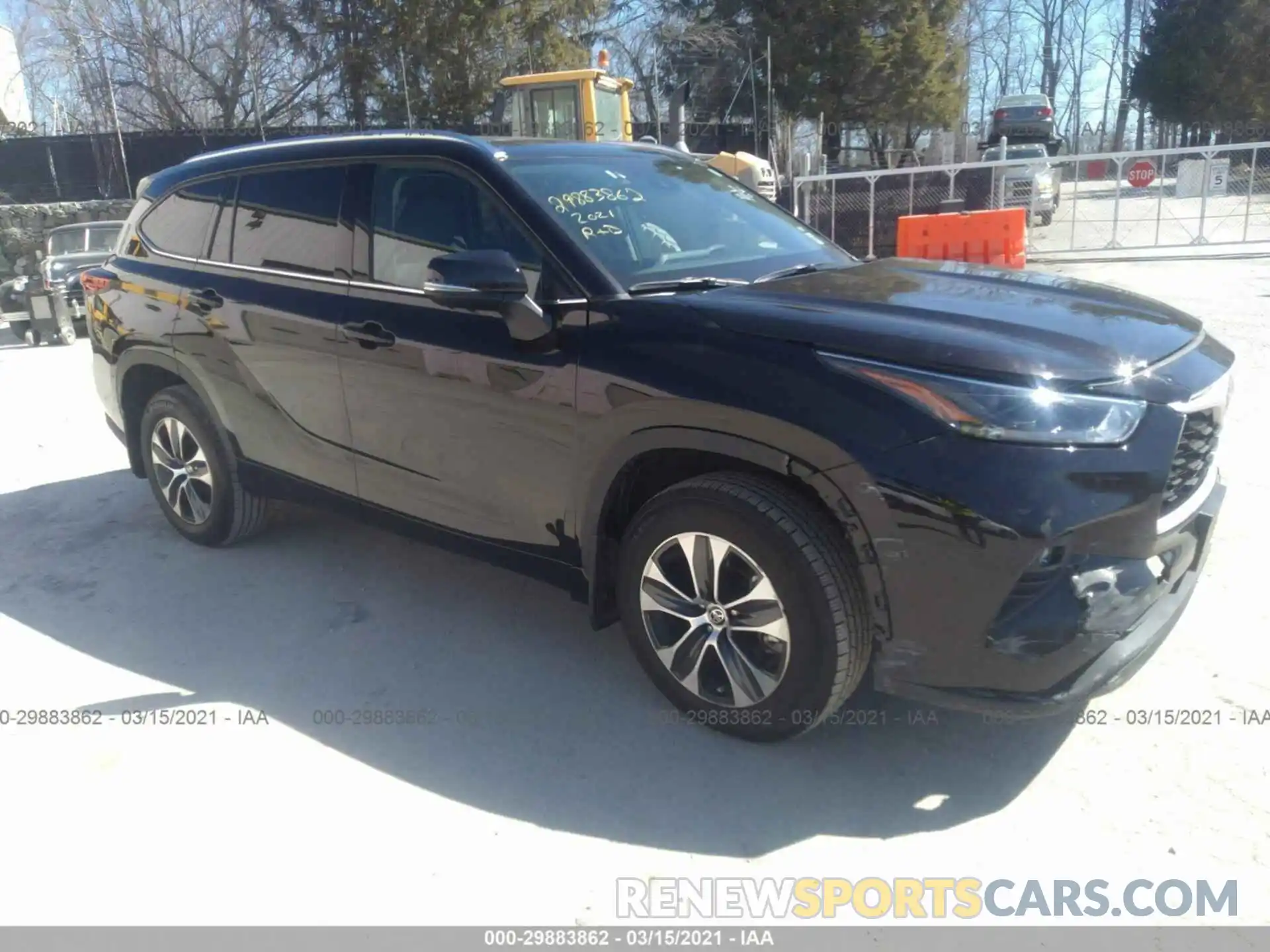 1 Photograph of a damaged car 5TDGZRBH6MS066891 TOYOTA HIGHLANDER 2021