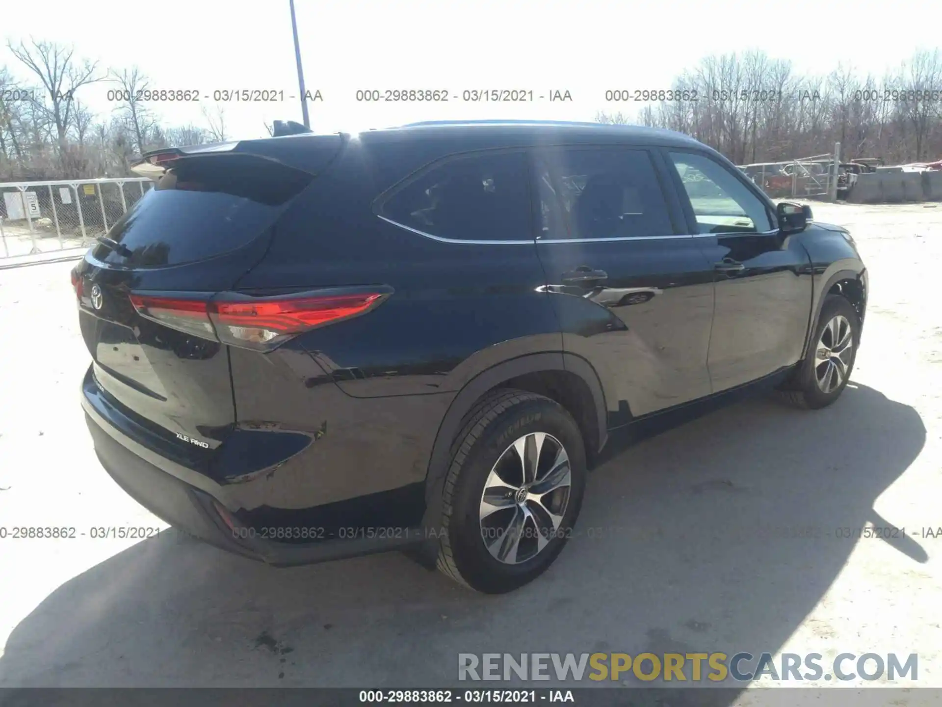 4 Photograph of a damaged car 5TDGZRBH6MS066891 TOYOTA HIGHLANDER 2021