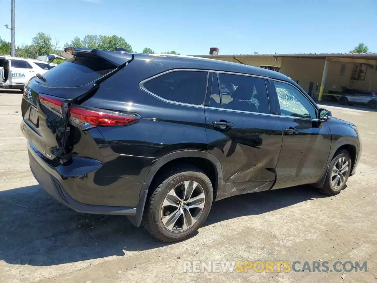 3 Photograph of a damaged car 5TDGZRBH6MS095582 TOYOTA HIGHLANDER 2021