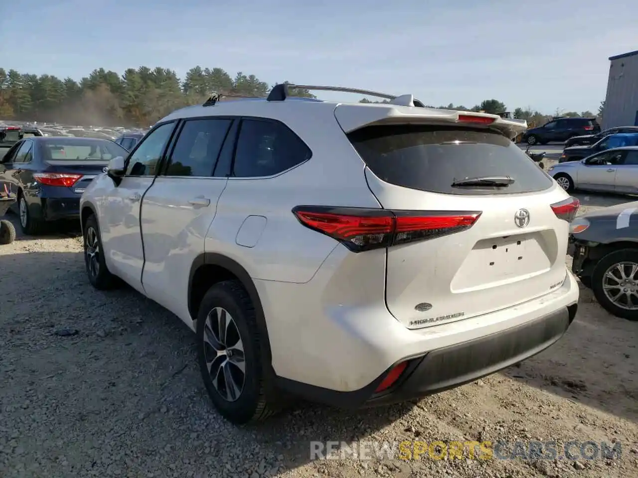 3 Photograph of a damaged car 5TDGZRBH6MS097364 TOYOTA HIGHLANDER 2021