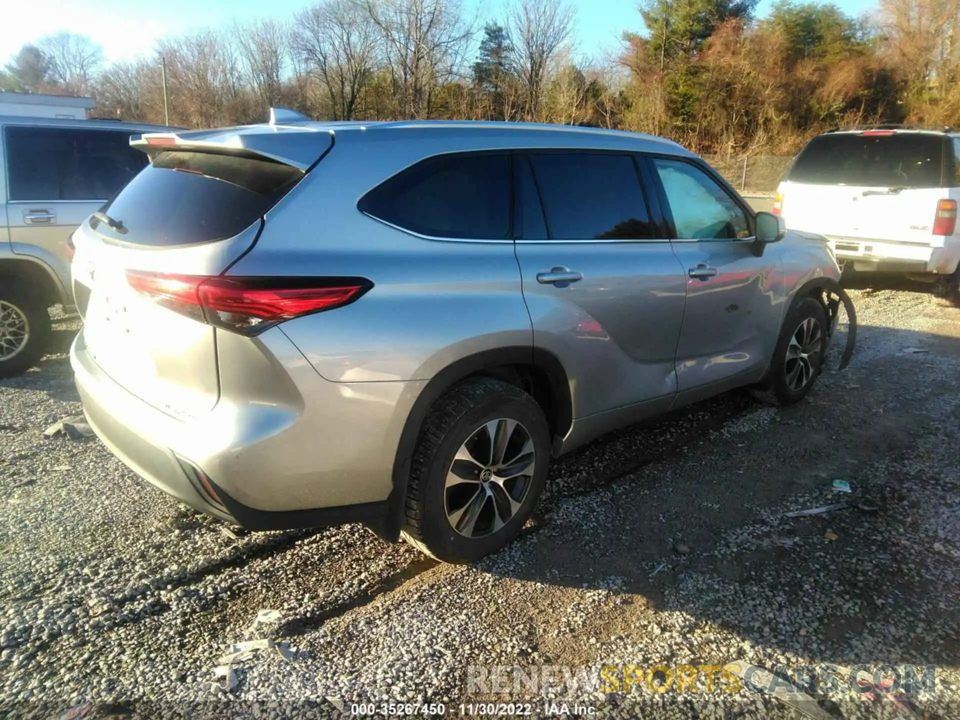 4 Photograph of a damaged car 5TDGZRBH6MS524610 TOYOTA HIGHLANDER 2021