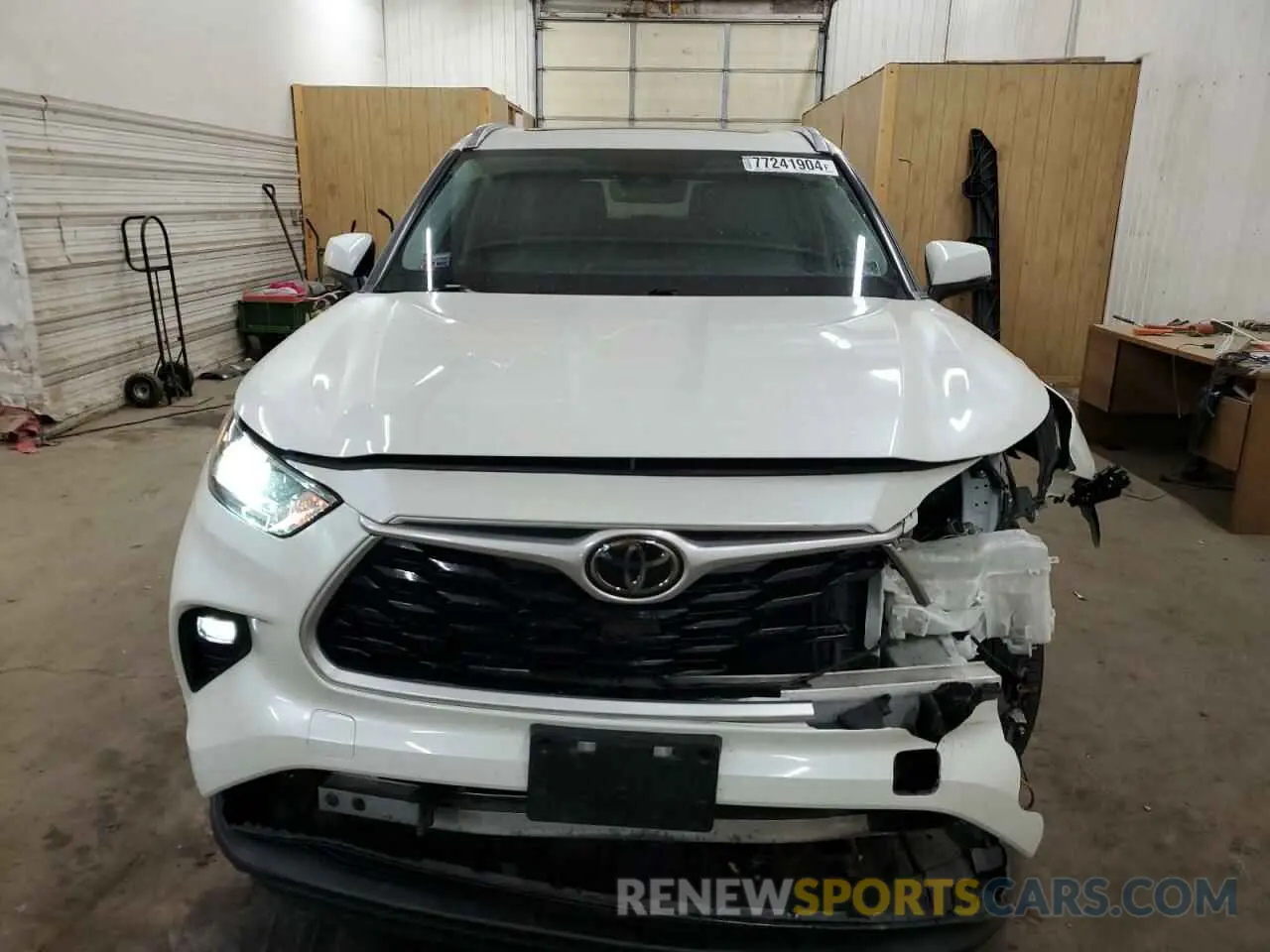 5 Photograph of a damaged car 5TDGZRBH6MS532643 TOYOTA HIGHLANDER 2021