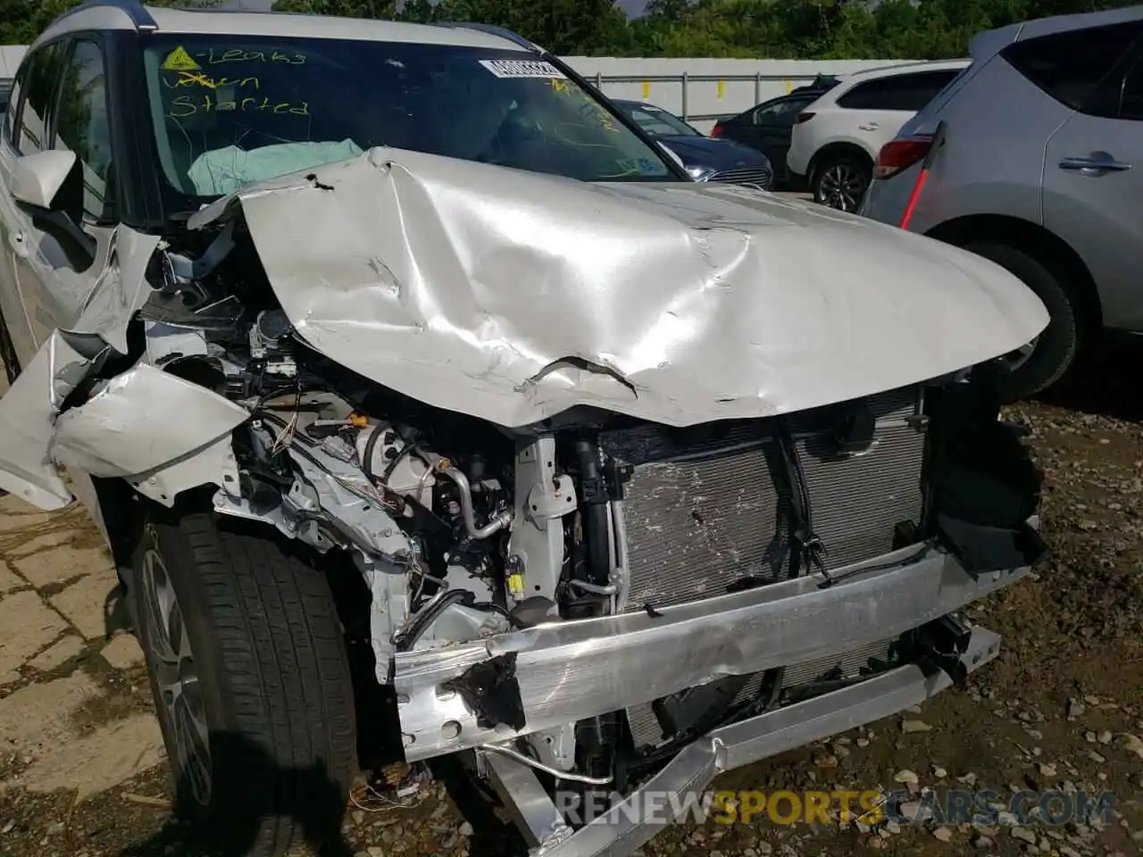 10 Photograph of a damaged car 5TDGZRBH6MS546736 TOYOTA HIGHLANDER 2021