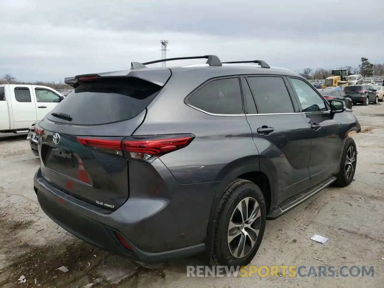 4 Photograph of a damaged car 5TDGZRBH7MS094084 TOYOTA HIGHLANDER 2021