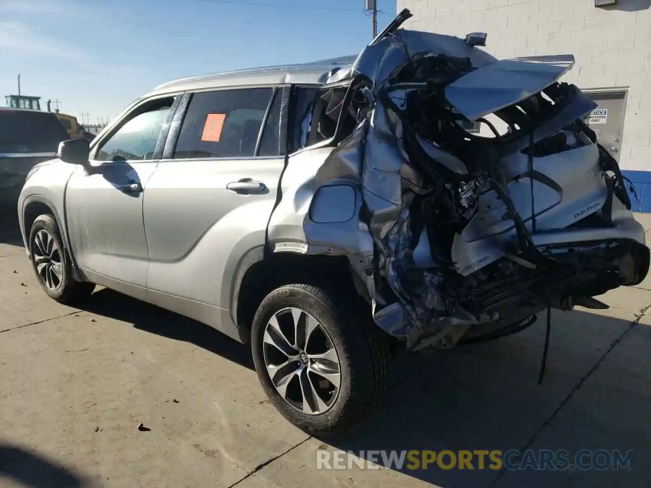 2 Photograph of a damaged car 5TDGZRBH7MS120294 TOYOTA HIGHLANDER 2021