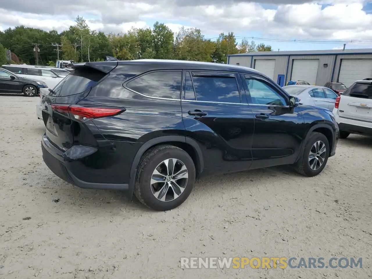 3 Photograph of a damaged car 5TDGZRBH7MS124989 TOYOTA HIGHLANDER 2021