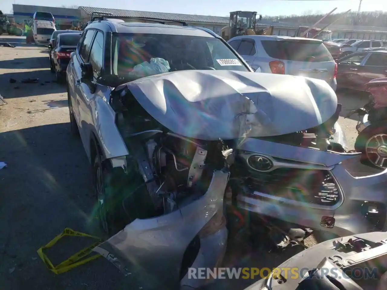 9 Photograph of a damaged car 5TDGZRBH7MS528147 TOYOTA HIGHLANDER 2021