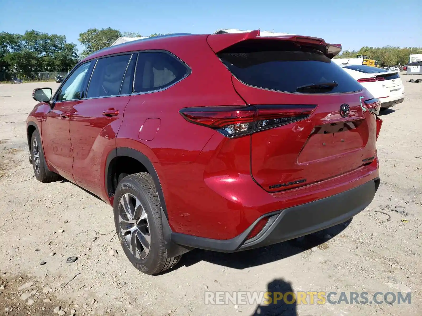 3 Photograph of a damaged car 5TDGZRBH7MS549726 TOYOTA HIGHLANDER 2021