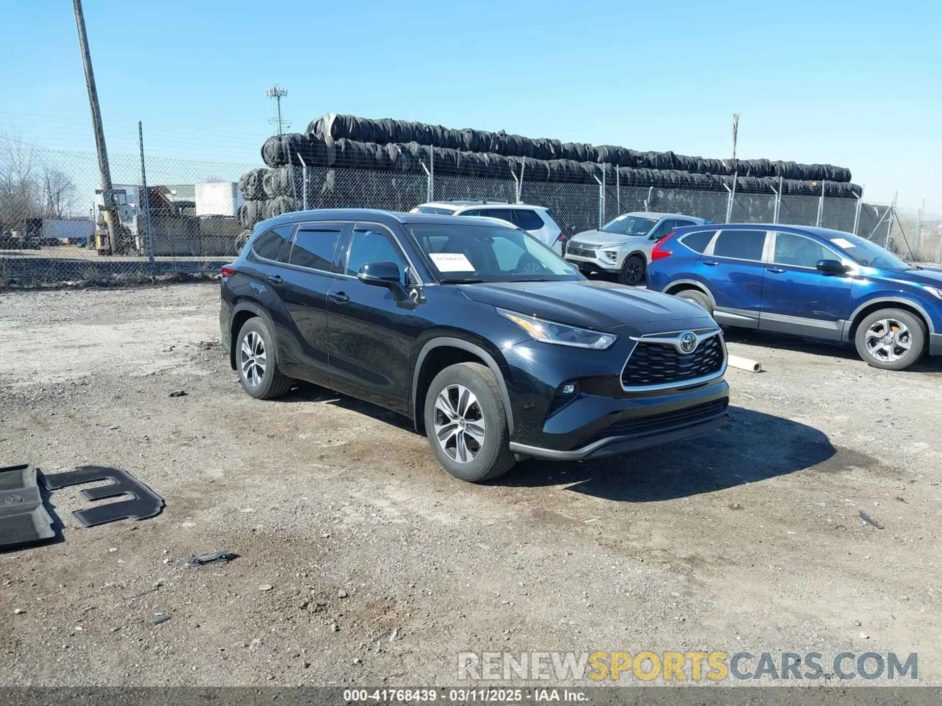 1 Photograph of a damaged car 5TDGZRBH7MS557857 TOYOTA HIGHLANDER 2021