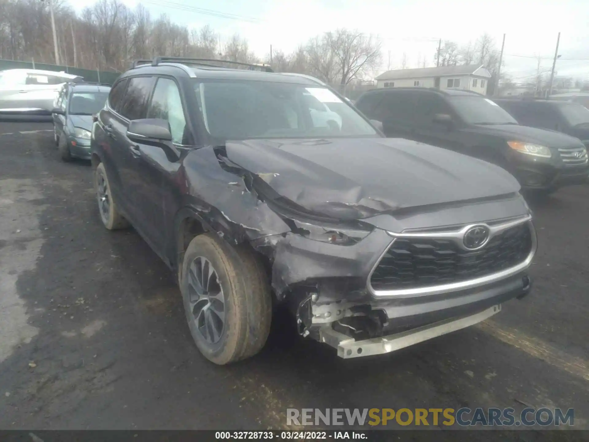 6 Photograph of a damaged car 5TDGZRBH8MS061062 TOYOTA HIGHLANDER 2021