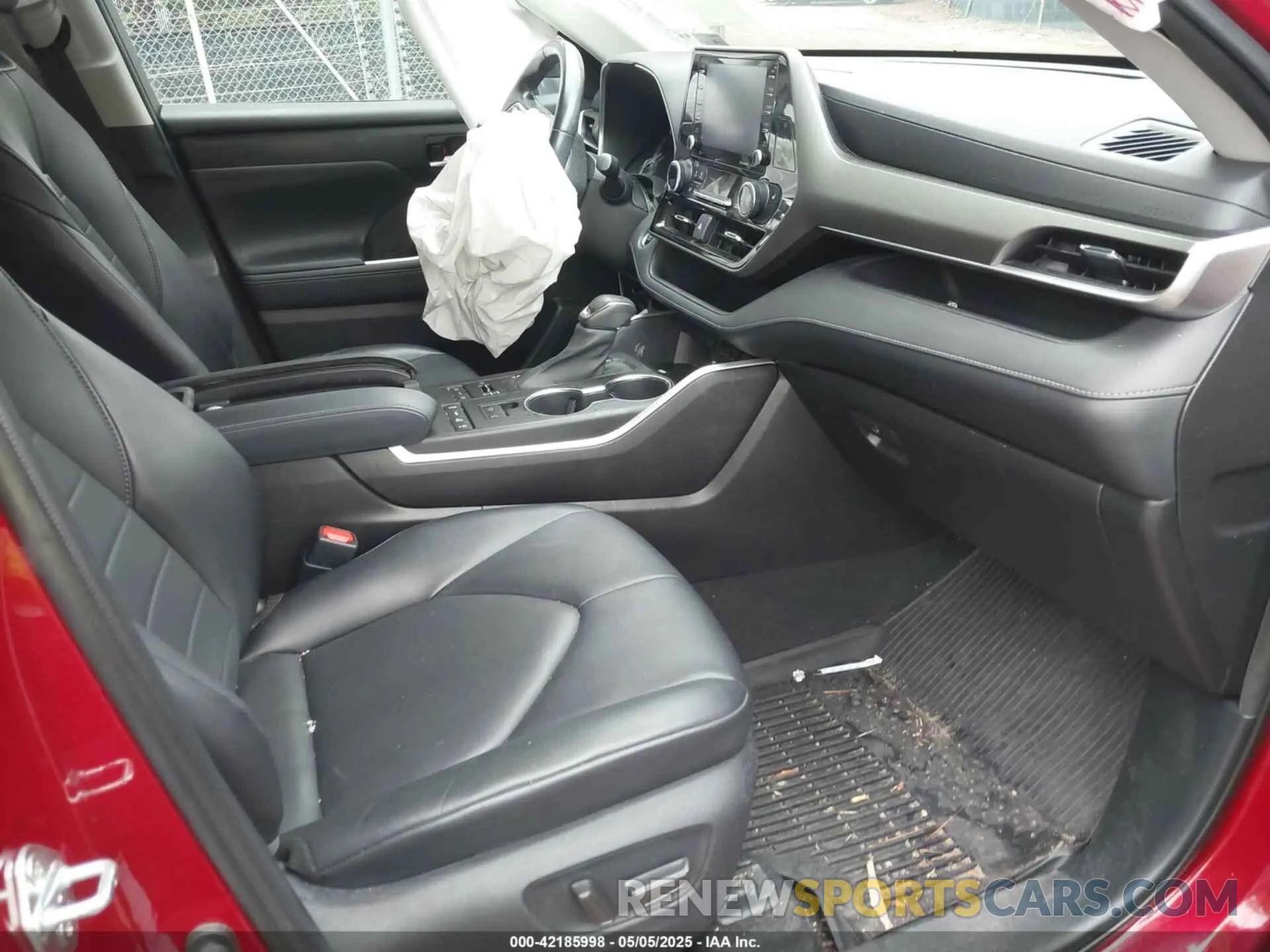 5 Photograph of a damaged car 5TDGZRBH8MS094515 TOYOTA HIGHLANDER 2021