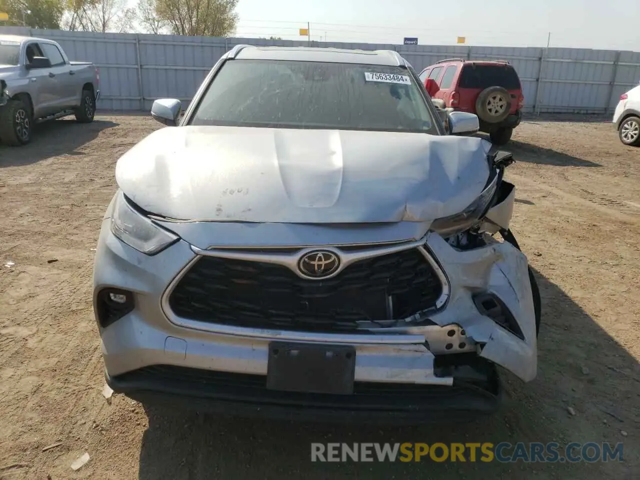 5 Photograph of a damaged car 5TDGZRBH8MS114424 TOYOTA HIGHLANDER 2021