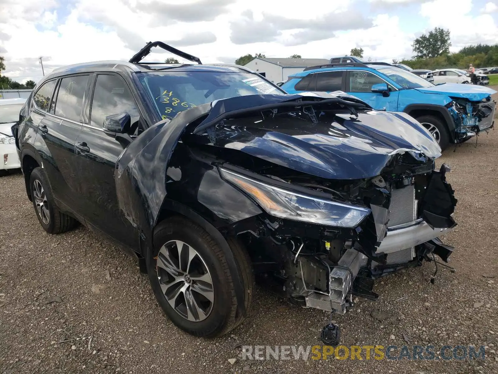 1 Photograph of a damaged car 5TDGZRBH8MS137881 TOYOTA HIGHLANDER 2021