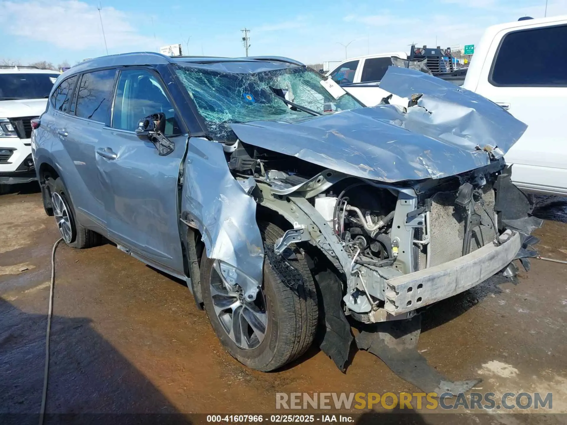 1 Photograph of a damaged car 5TDGZRBH8MS538038 TOYOTA HIGHLANDER 2021