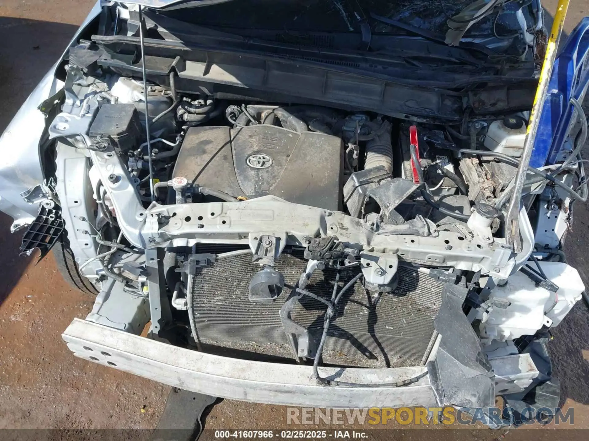 10 Photograph of a damaged car 5TDGZRBH8MS538038 TOYOTA HIGHLANDER 2021