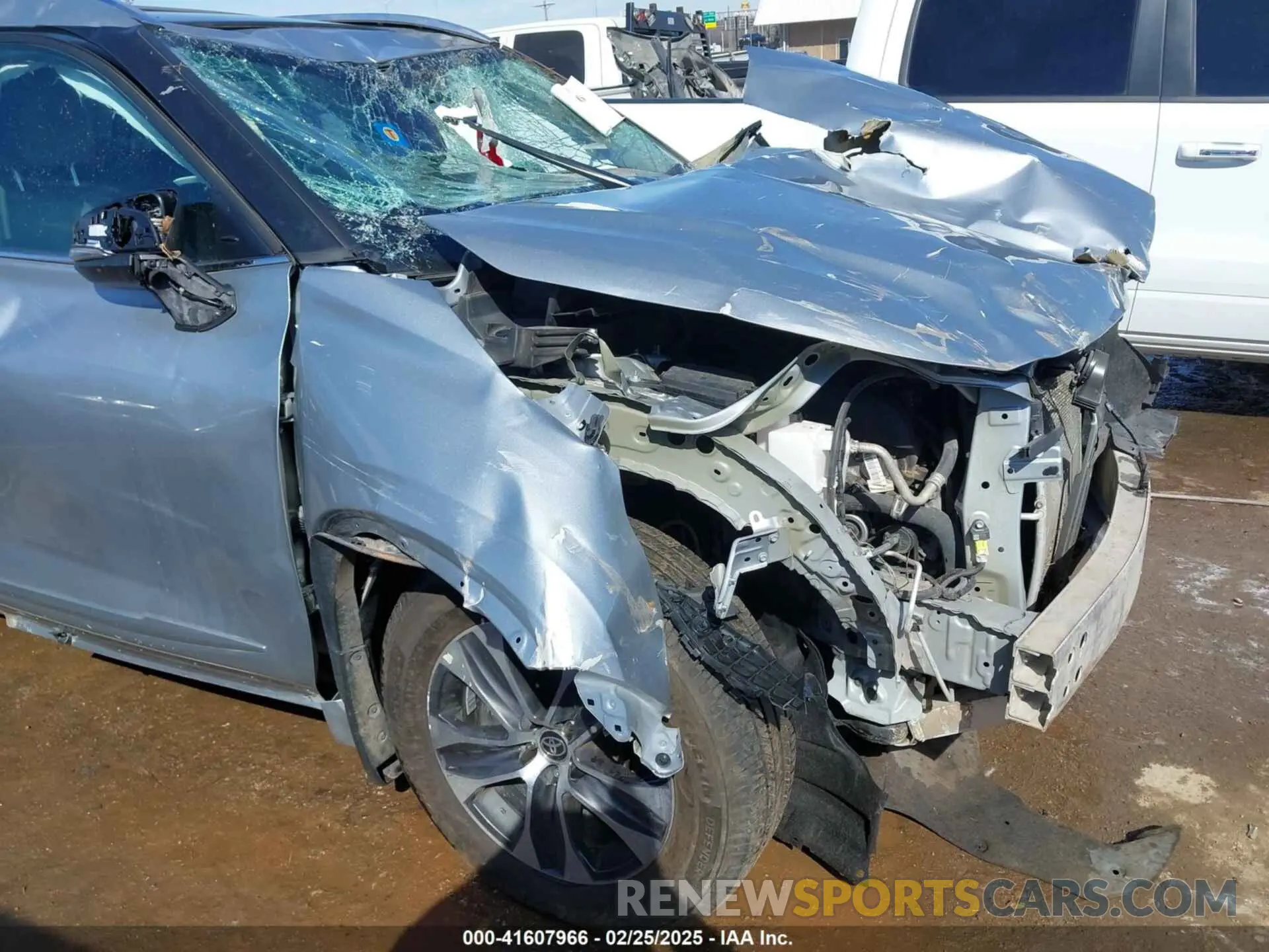 6 Photograph of a damaged car 5TDGZRBH8MS538038 TOYOTA HIGHLANDER 2021