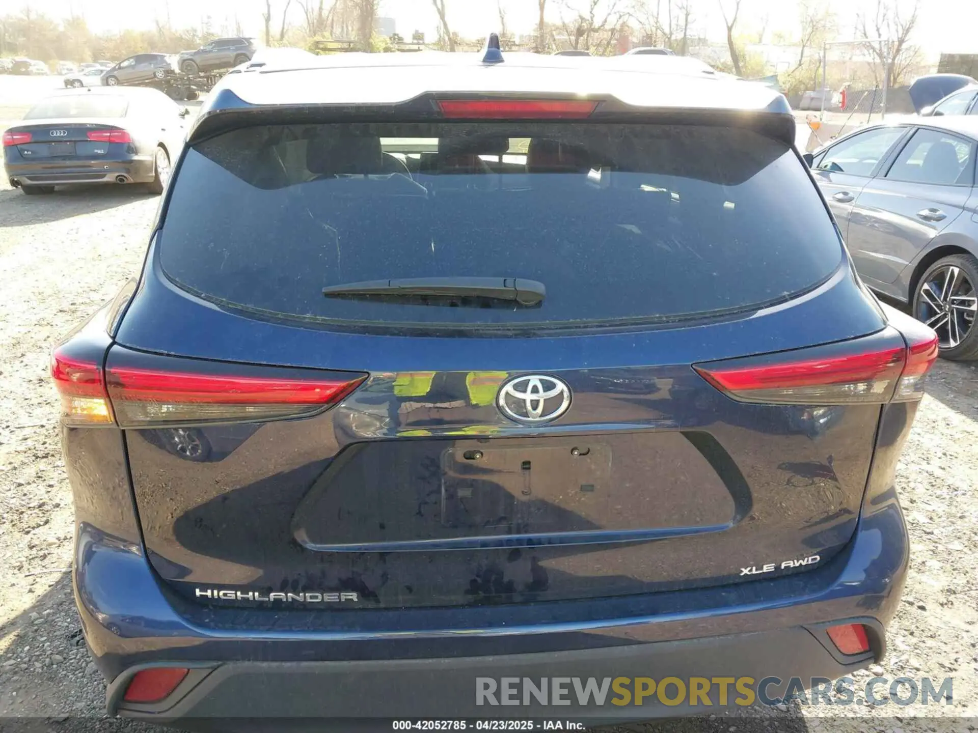 16 Photograph of a damaged car 5TDGZRBH9MS136822 TOYOTA HIGHLANDER 2021