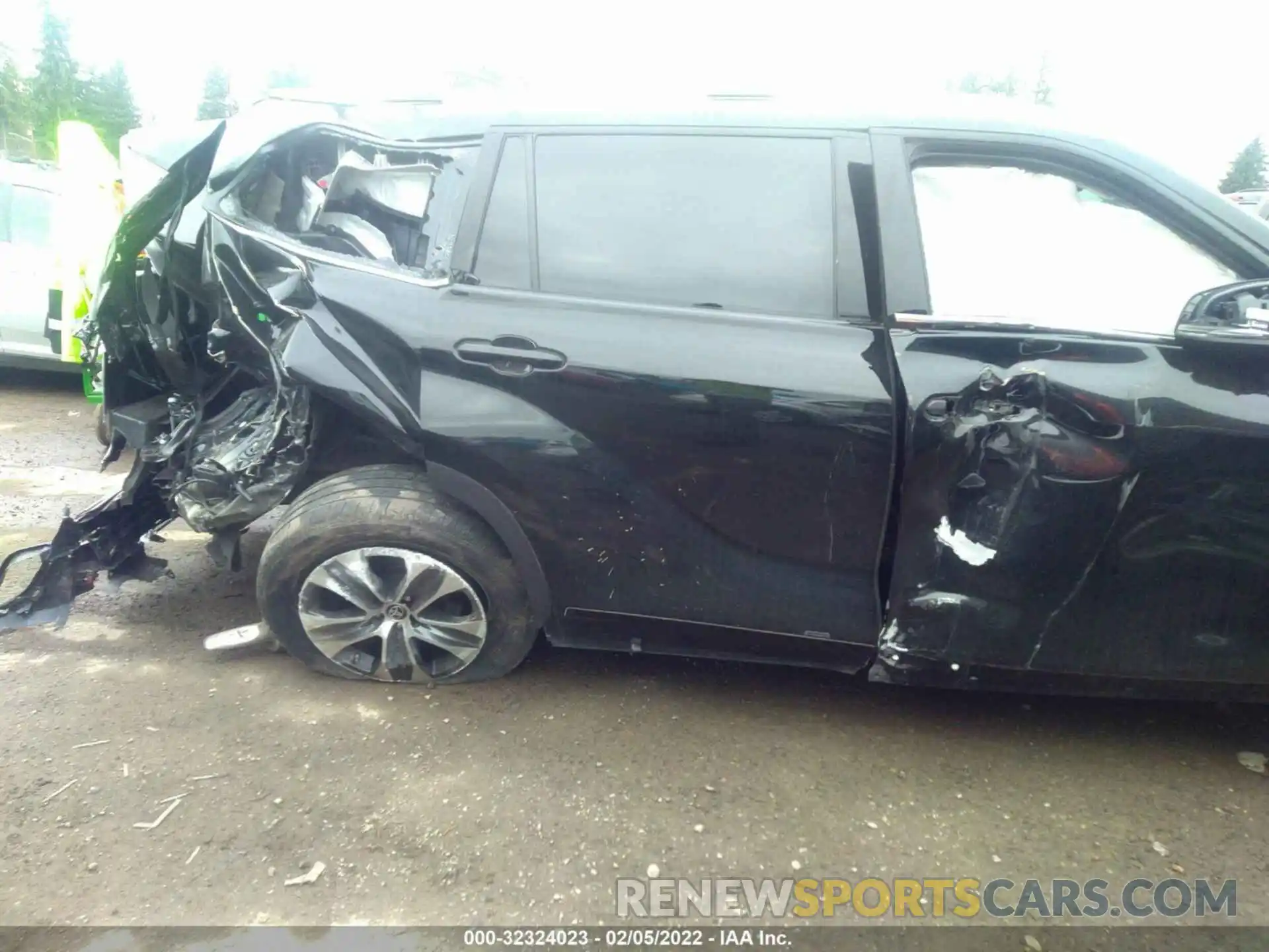 6 Photograph of a damaged car 5TDGZRBH9MS553759 TOYOTA HIGHLANDER 2021