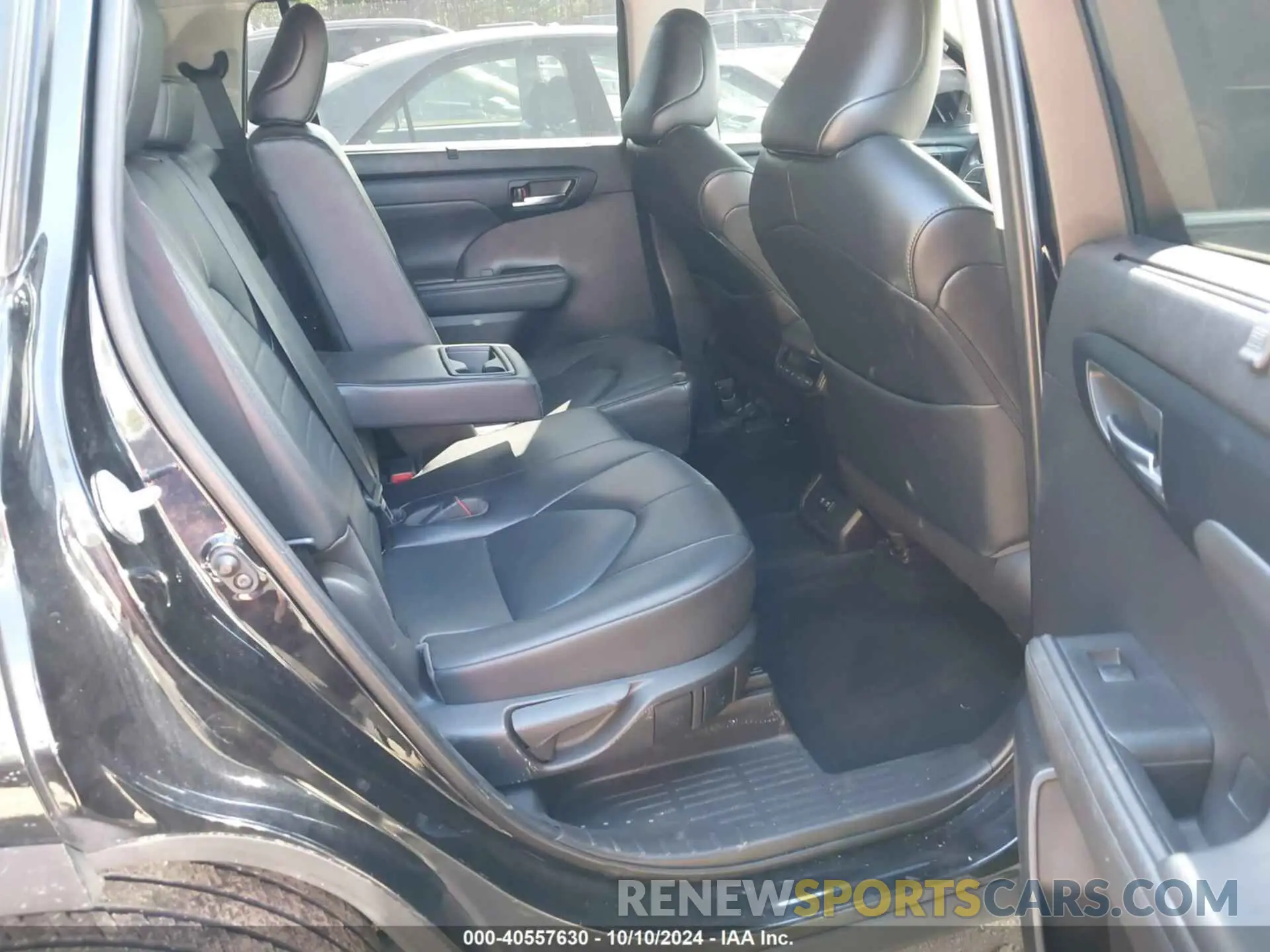 8 Photograph of a damaged car 5TDGZRBHXMS559506 TOYOTA HIGHLANDER 2021