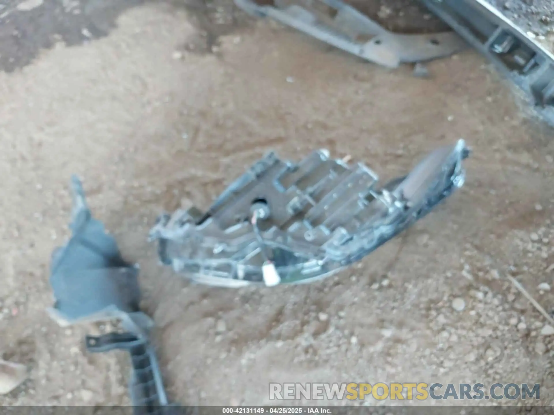 12 Photograph of a damaged car 5TDHARAH3MS504165 TOYOTA HIGHLANDER 2021