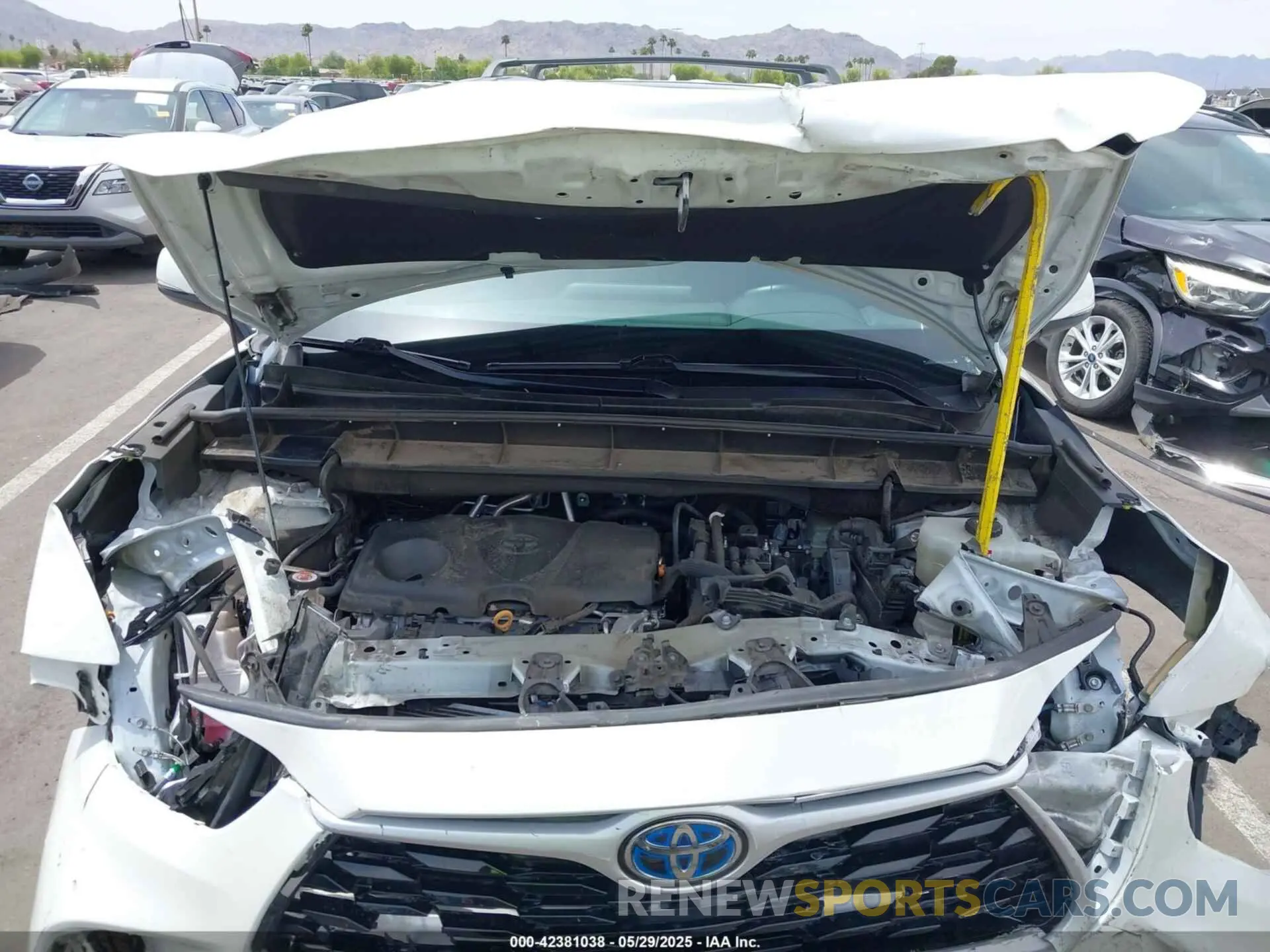 10 Photograph of a damaged car 5TDHARAH4MS006945 TOYOTA HIGHLANDER 2021