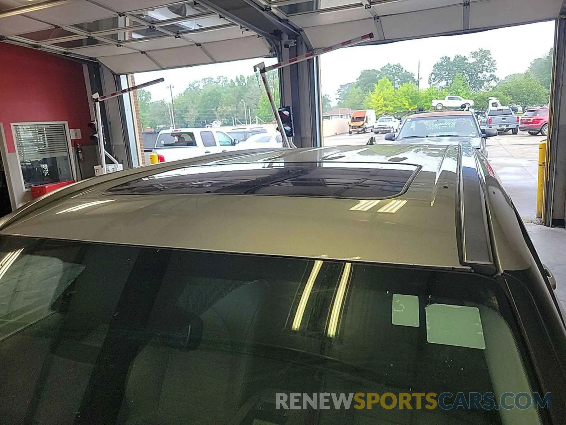 11 Photograph of a damaged car 5TDHARAH5MS509092 TOYOTA HIGHLANDER 2021
