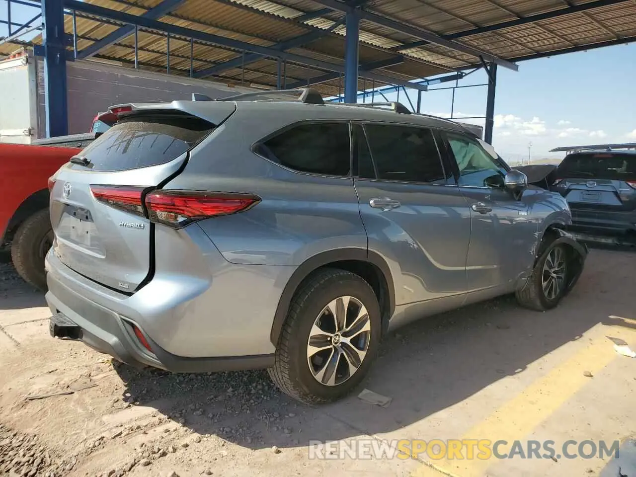 3 Photograph of a damaged car 5TDHARAH6MS007076 TOYOTA HIGHLANDER 2021
