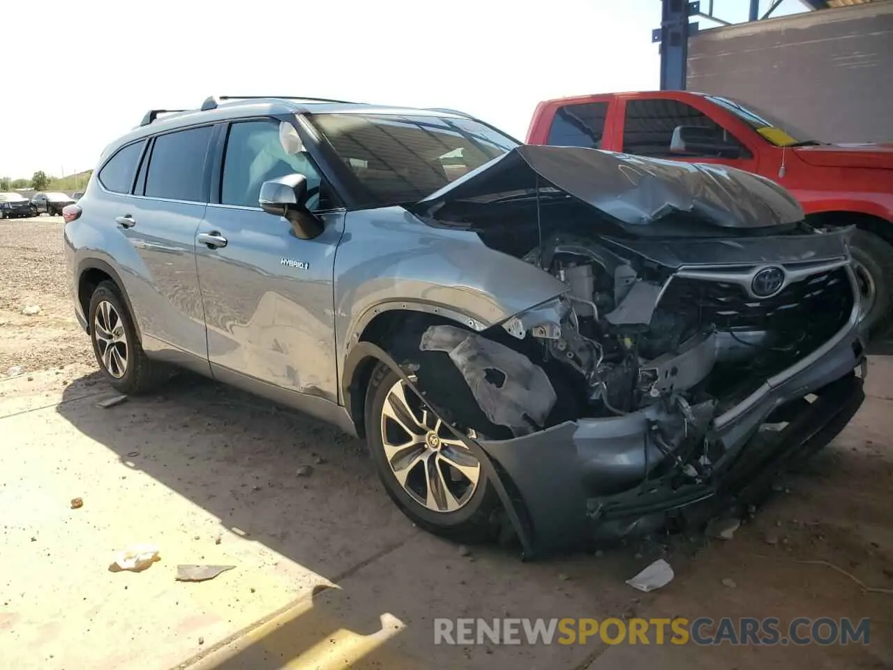 4 Photograph of a damaged car 5TDHARAH6MS007076 TOYOTA HIGHLANDER 2021