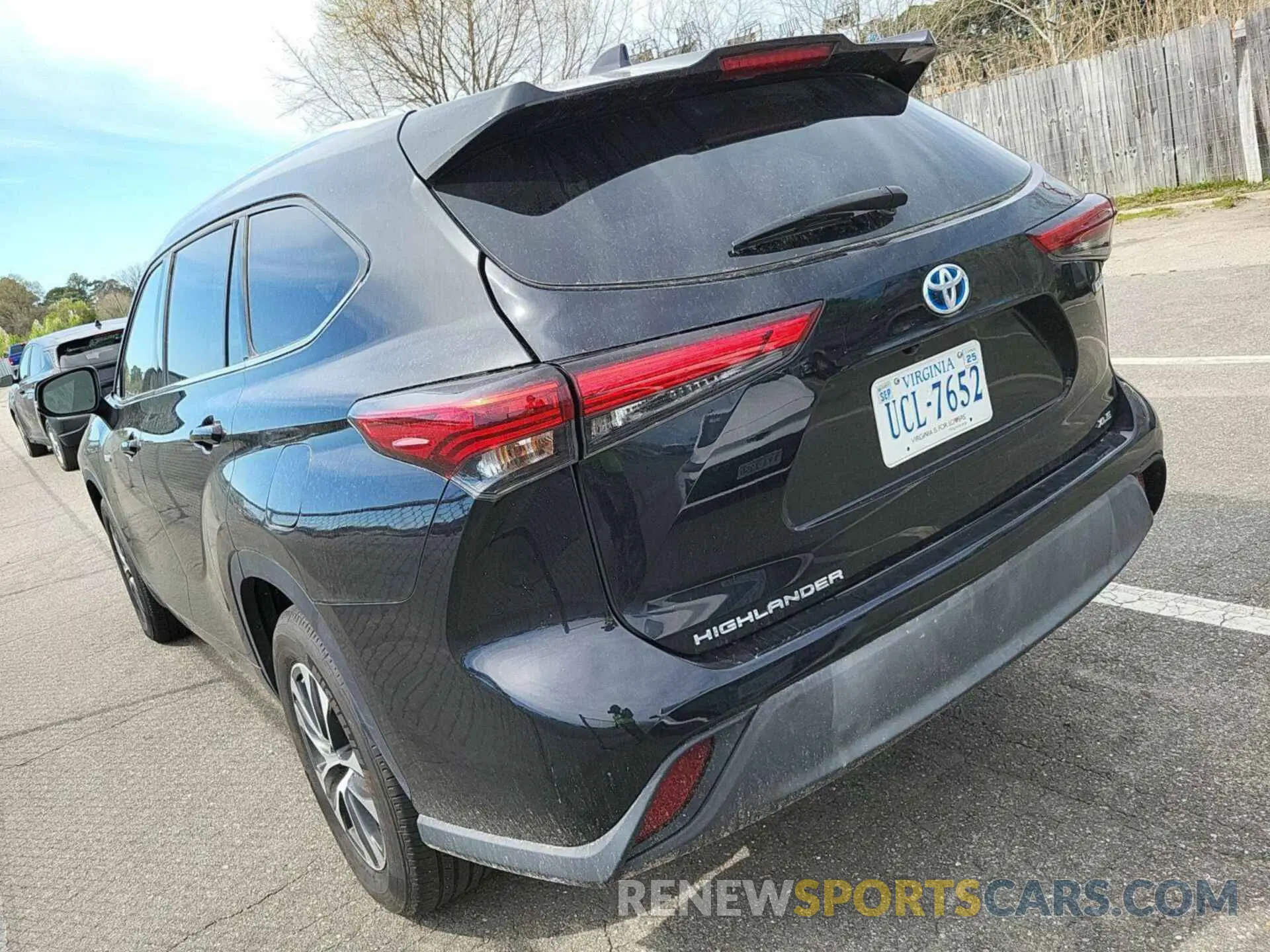 15 Photograph of a damaged car 5TDHARAH8MS011968 TOYOTA HIGHLANDER 2021