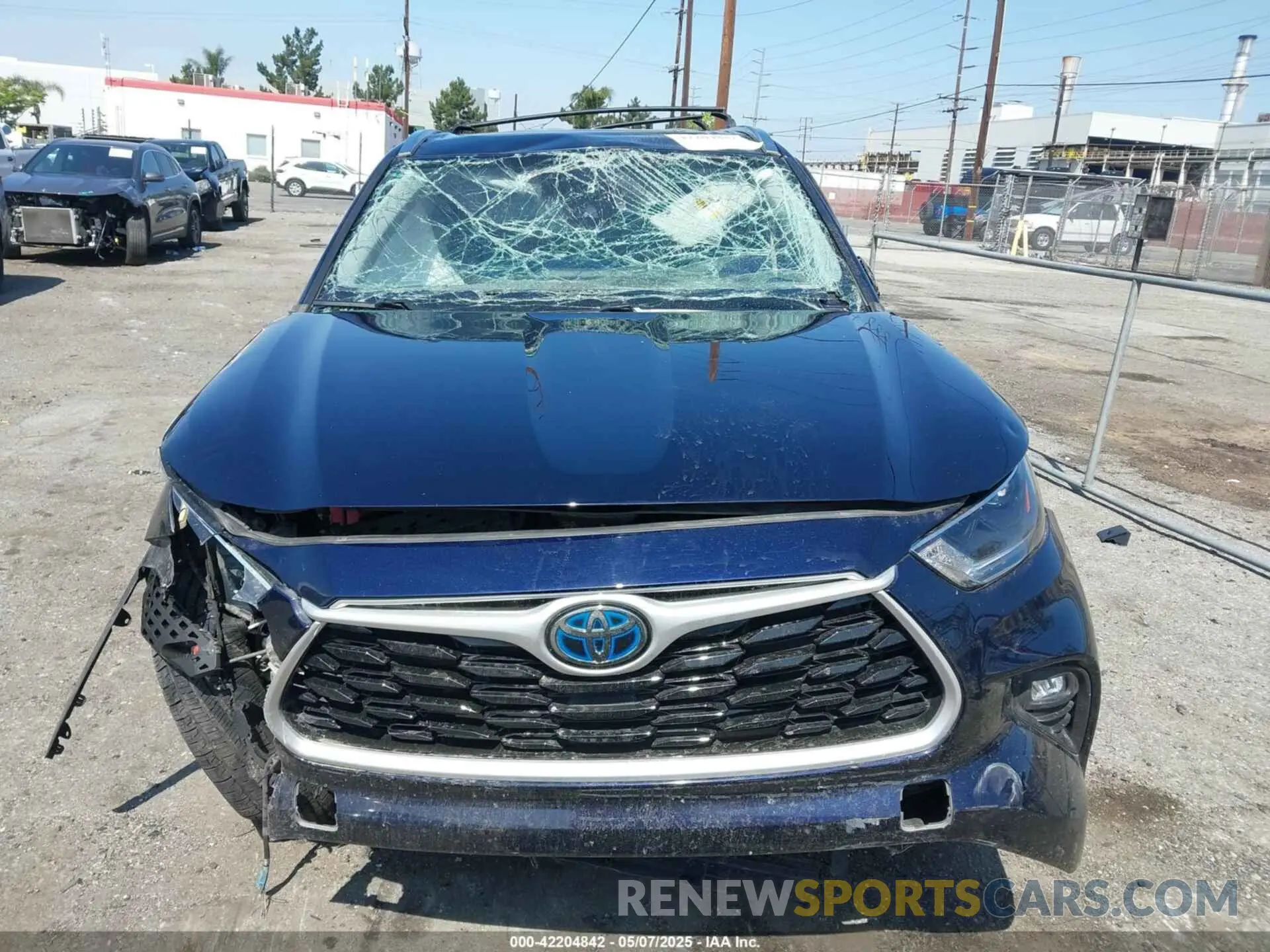 12 Photograph of a damaged car 5TDHARAH9MS509001 TOYOTA HIGHLANDER 2021