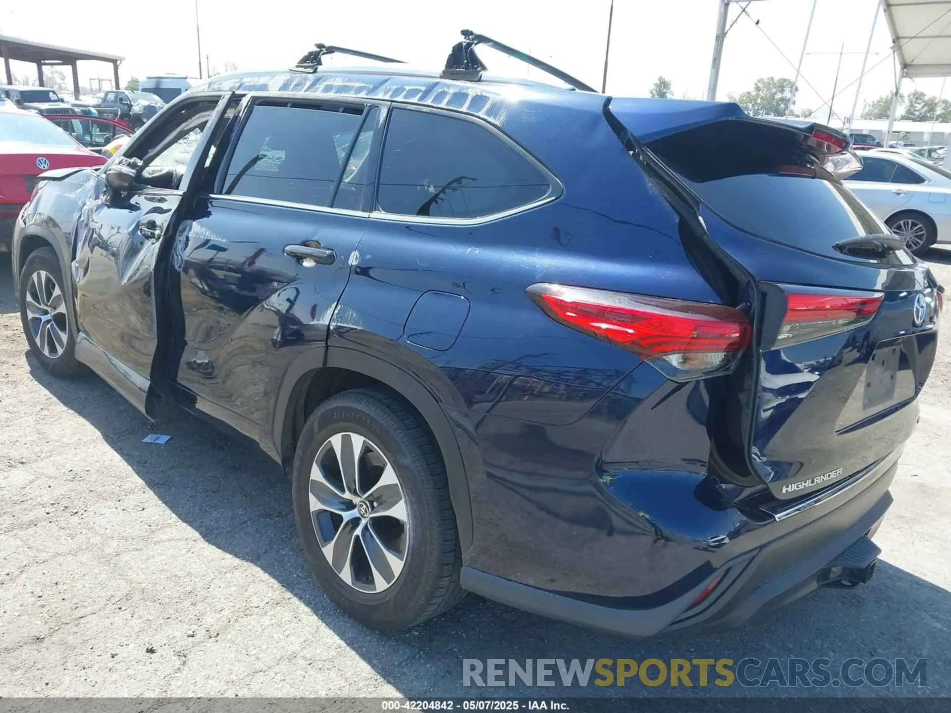 3 Photograph of a damaged car 5TDHARAH9MS509001 TOYOTA HIGHLANDER 2021