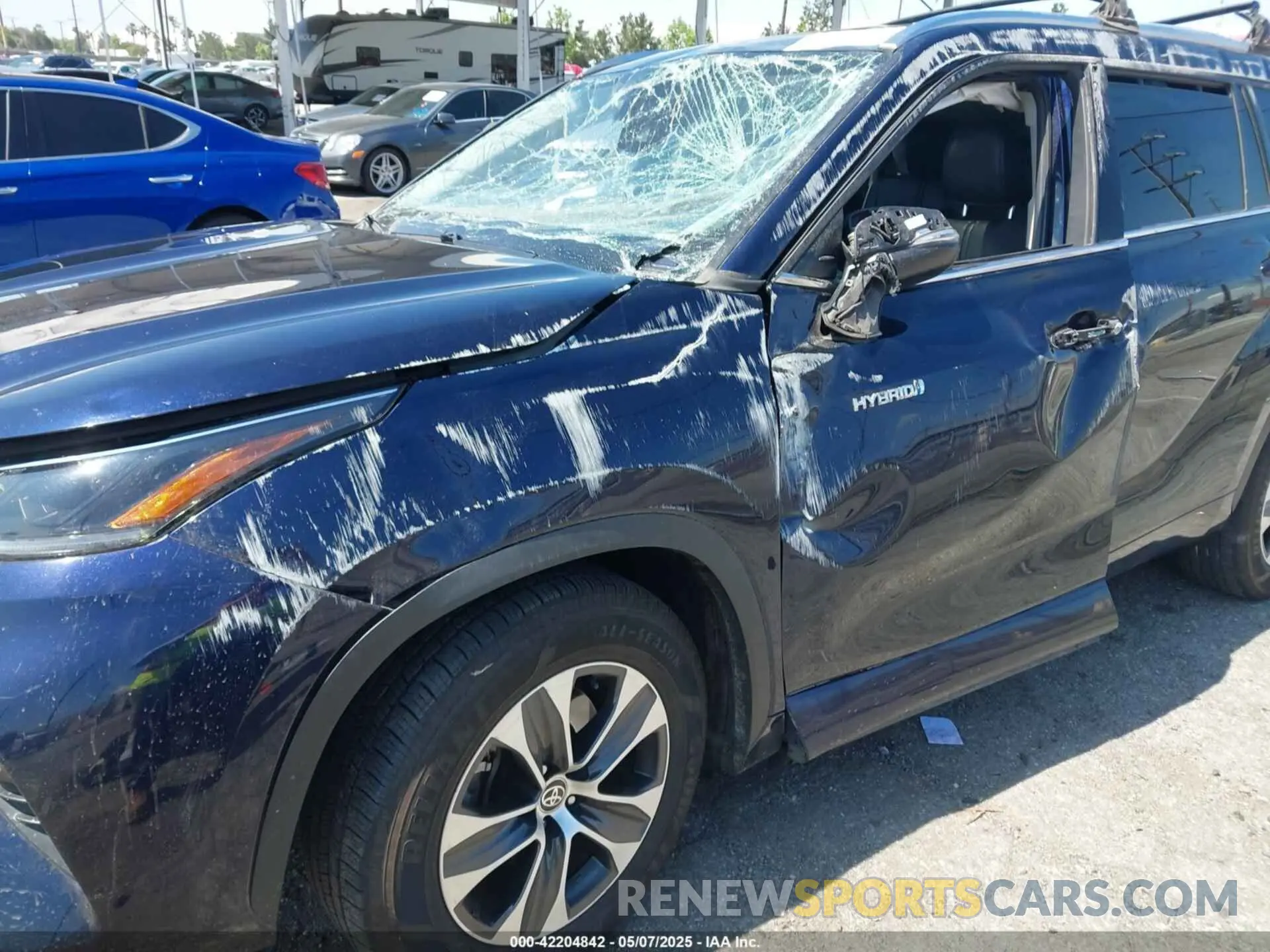 6 Photograph of a damaged car 5TDHARAH9MS509001 TOYOTA HIGHLANDER 2021