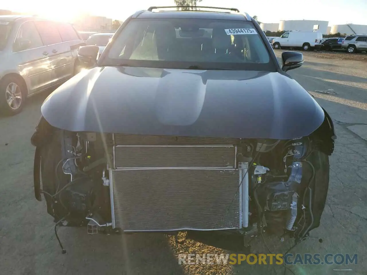 5 Photograph of a damaged car 5TDHBRCH2MS536065 TOYOTA HIGHLANDER 2021