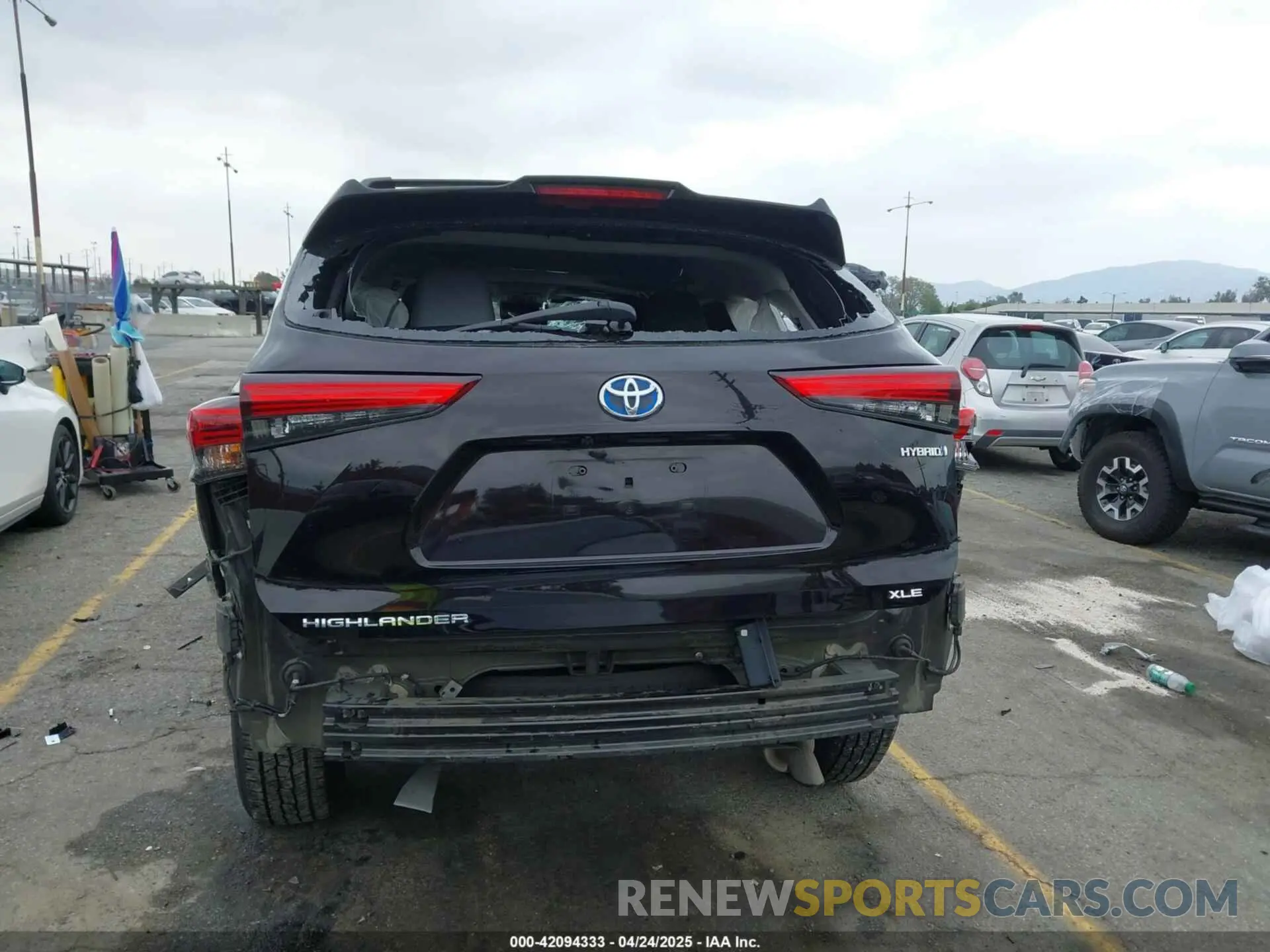 16 Photograph of a damaged car 5TDHBRCH3MS036688 TOYOTA HIGHLANDER 2021