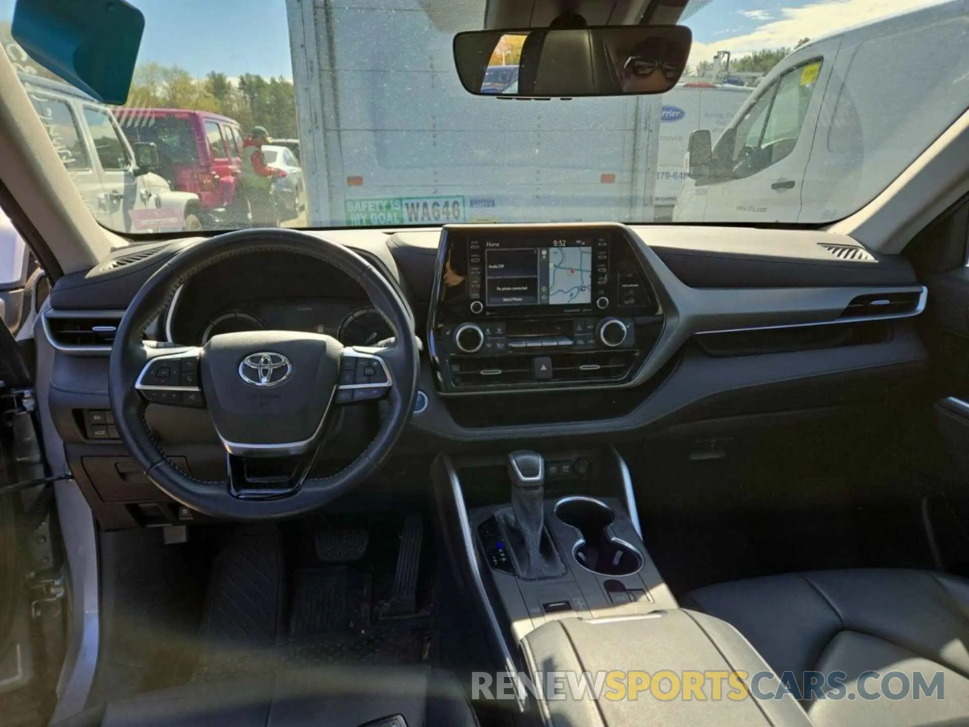 29 Photograph of a damaged car 5TDHBRCH3MS069349 TOYOTA HIGHLANDER 2021