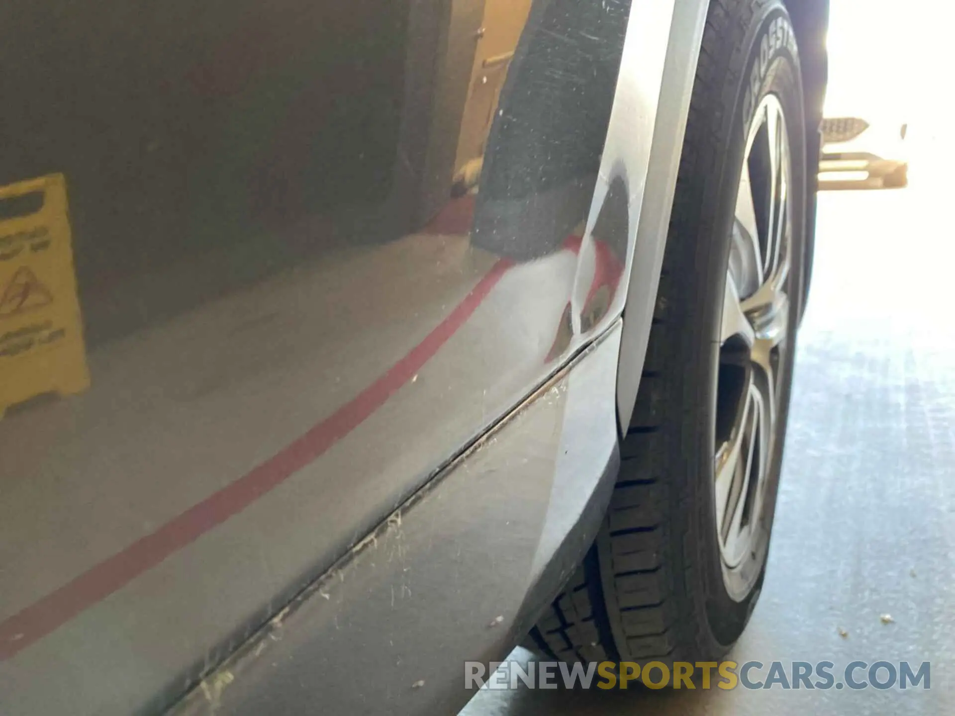 17 Photograph of a damaged car 5TDHBRCH3MS535572 TOYOTA HIGHLANDER 2021