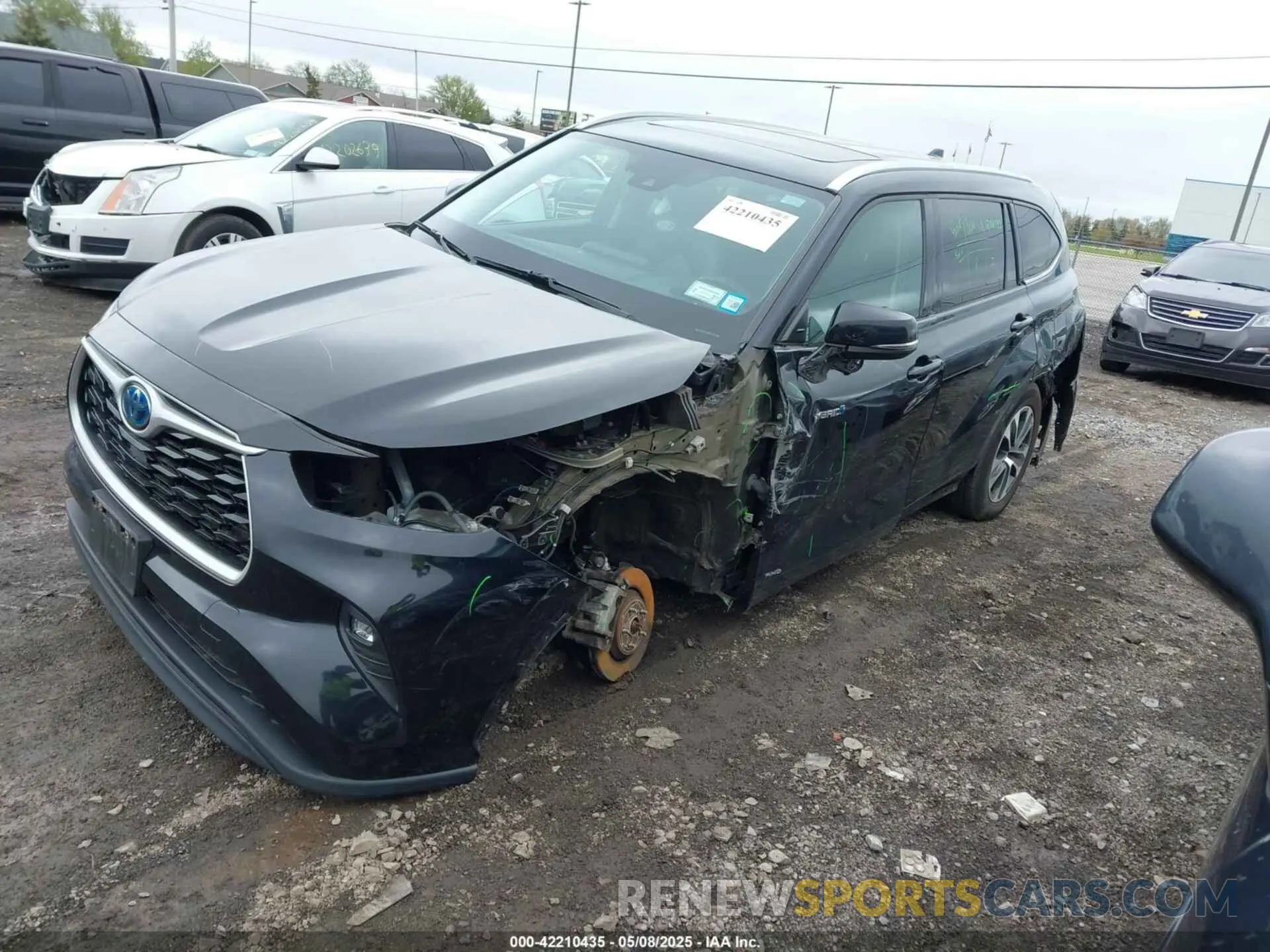 2 Photograph of a damaged car 5TDHBRCH4MS021228 TOYOTA HIGHLANDER 2021
