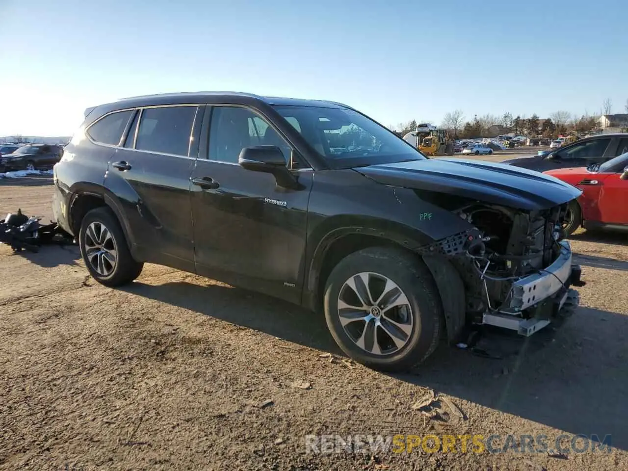 4 Photograph of a damaged car 5TDHBRCH4MS534690 TOYOTA HIGHLANDER 2021