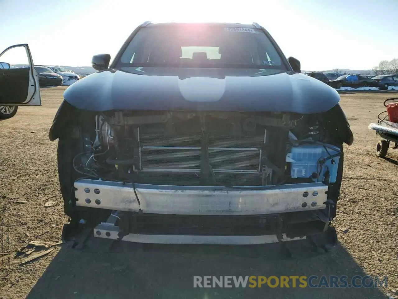 5 Photograph of a damaged car 5TDHBRCH4MS534690 TOYOTA HIGHLANDER 2021