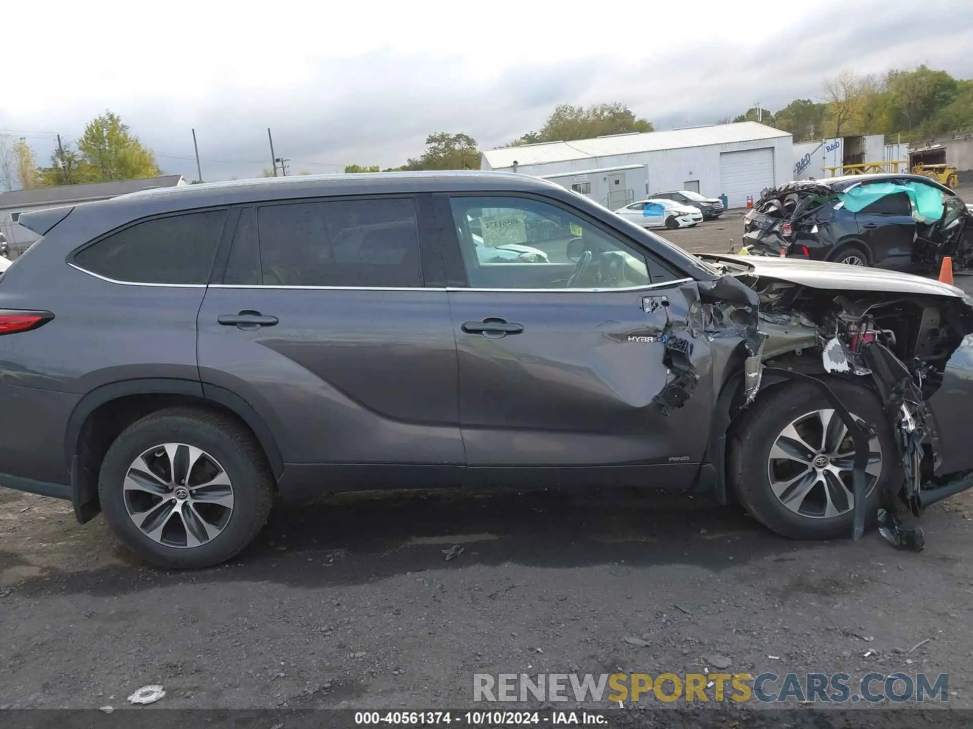 13 Photograph of a damaged car 5TDHBRCH7MS042946 TOYOTA HIGHLANDER 2021